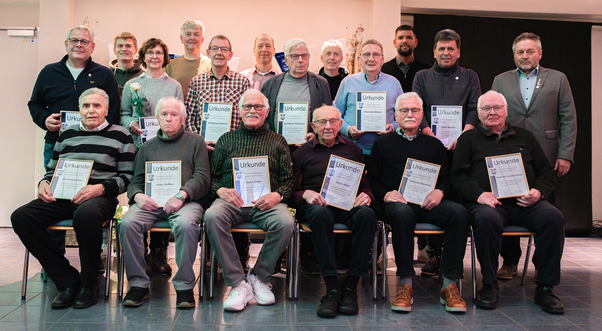 Josef Hüppmeier für 75jährige Vereinszugehörigkeit ausgezeichnet
